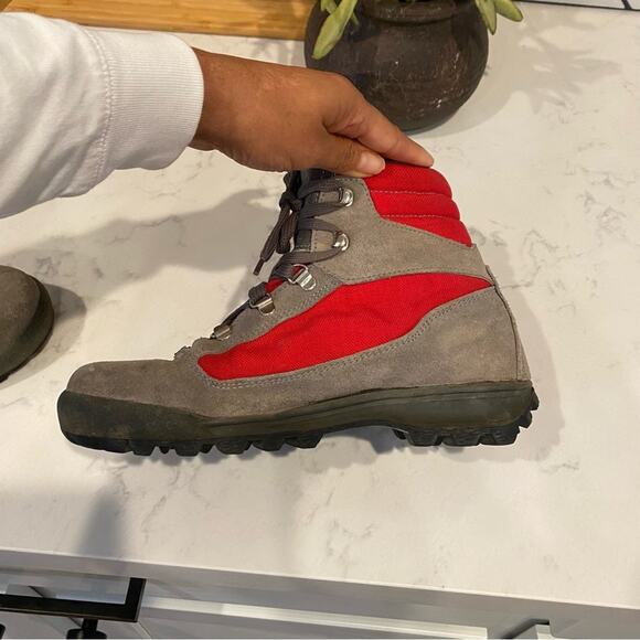 Vintage Vasque Hiking Boots Made in Italy Ankle Suede Gray Skywalk size 7.5 - Picture 7 of 15